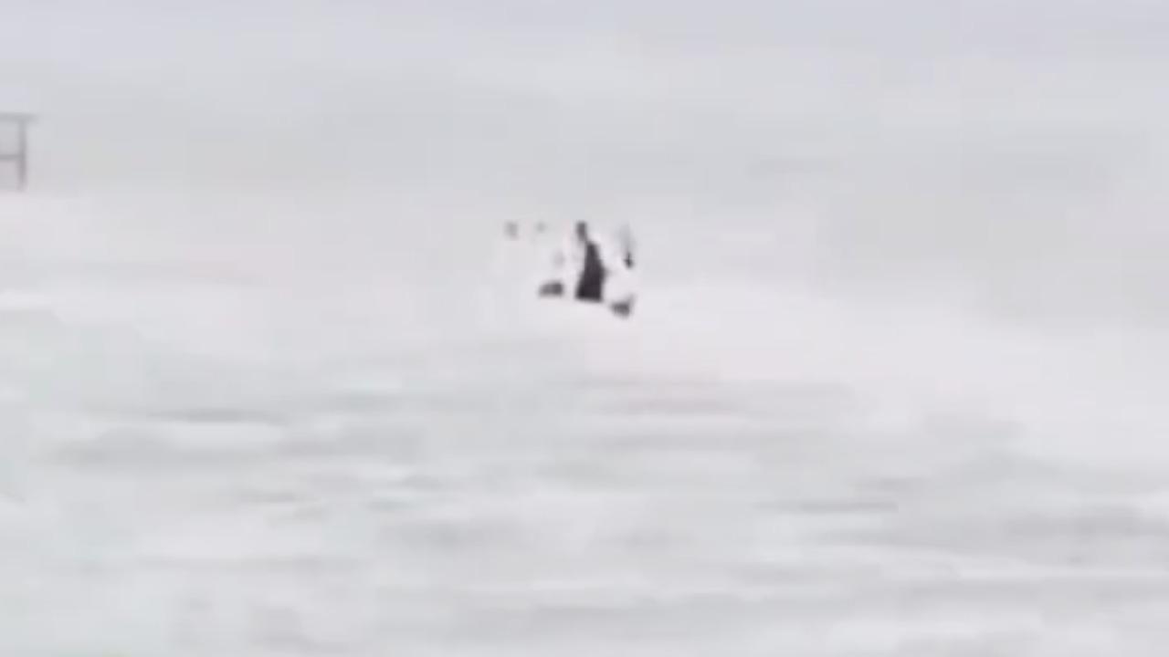 4名初中生因涨潮被困1死1失联 官方通报_手机新浪网