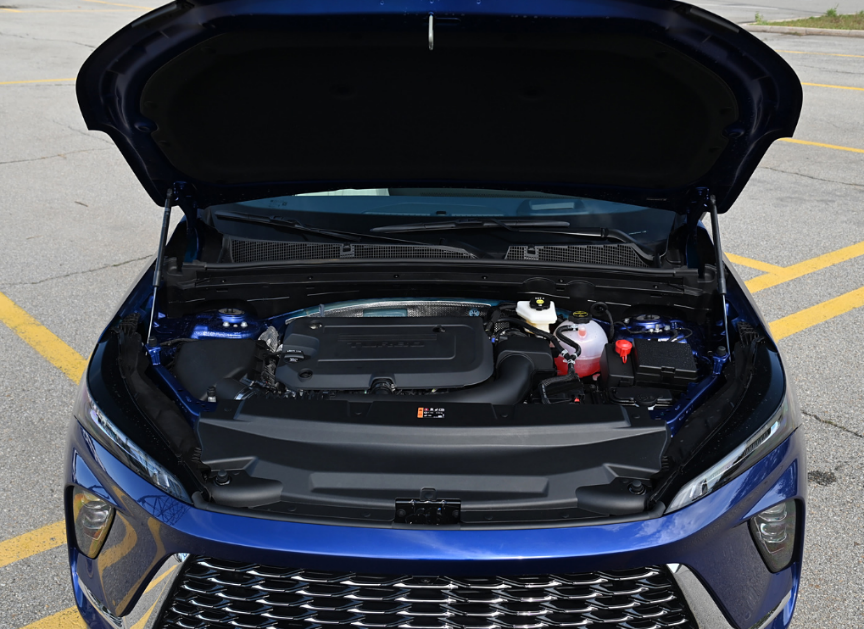 优惠13万，2.0T＋9AT，全系4驱！33英寸9K屏！燃油SUV卷疯了？