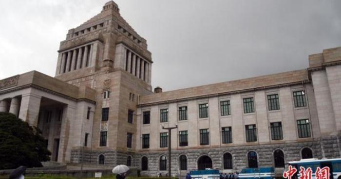 日本大选：自民党不能单独过半数已成定局
