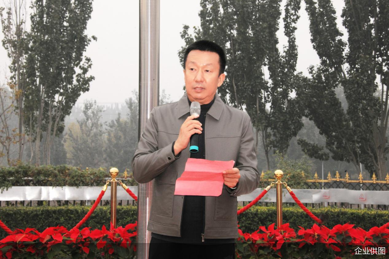 意风家具董事长温世权