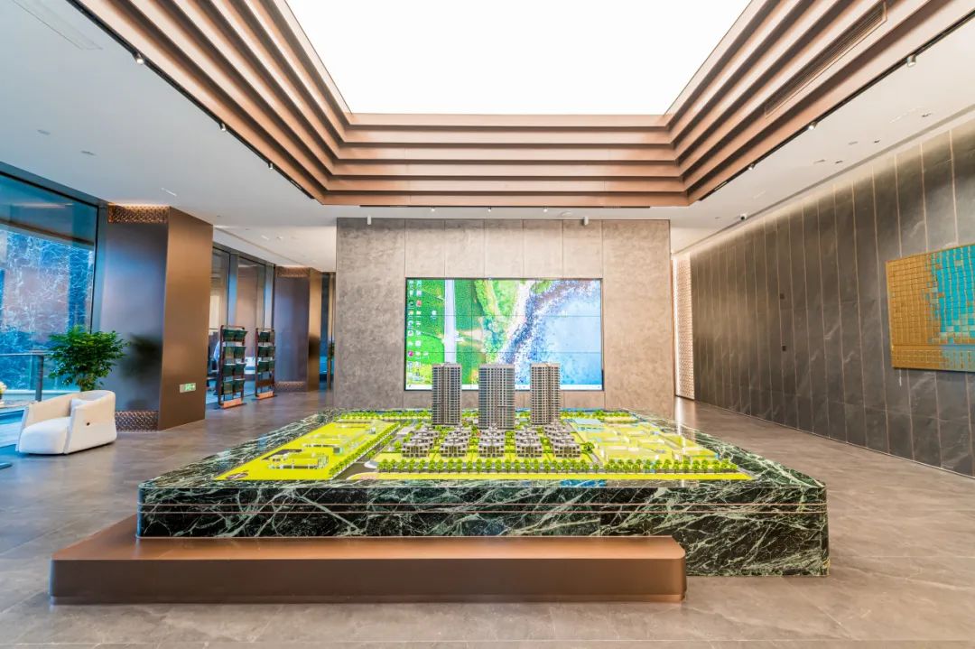 新城控股新城建管奢造「和美玺悦营销中心」亮相如东|豪宅|实景图|自然|会所|空间_新浪新闻