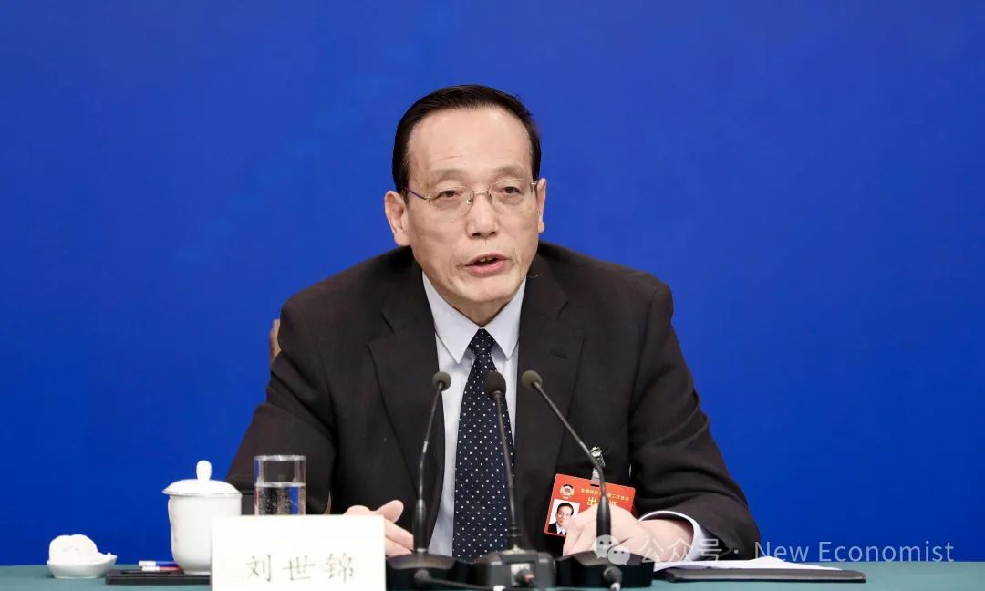 刘世锦回应“十万亿”:刺激是有代价的,是用刺激加改革的办法,花钱建新制度|刘世锦_新浪财经_新浪网