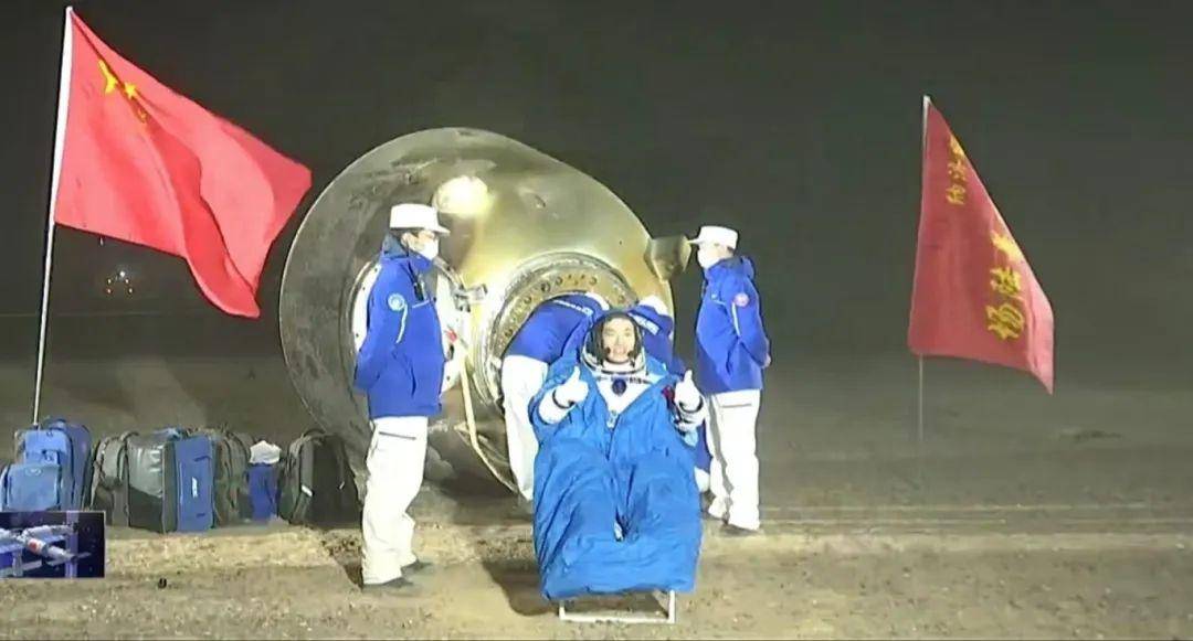 “80后”乘组太空之旅圆满结束,叶光富累计飞行时长超一年刷新纪录|叶光富|李聪