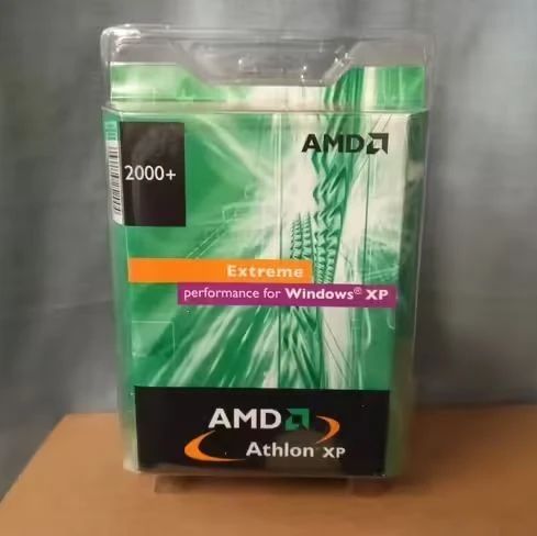 22 年前的古董：未开封的 AMD Athlon XP 2000 + 处理器现身|AMD Athlon|处理器|奔腾_新浪新闻