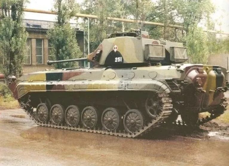 折磨与妥协“波兰”是如何升级BMP-1步兵战车|波兰|BMP-1步兵战车|武器_新浪新闻