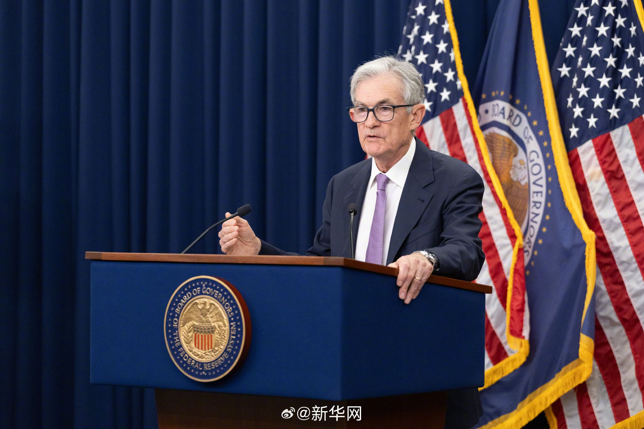 美联储下调联邦基金利率目标区间25个基点