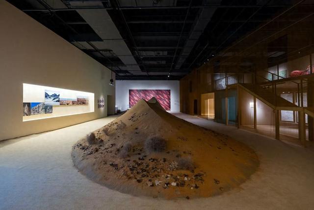 敦煌当代美术馆，首展“境象敦煌”展览现场，2024，图片由馆方提供