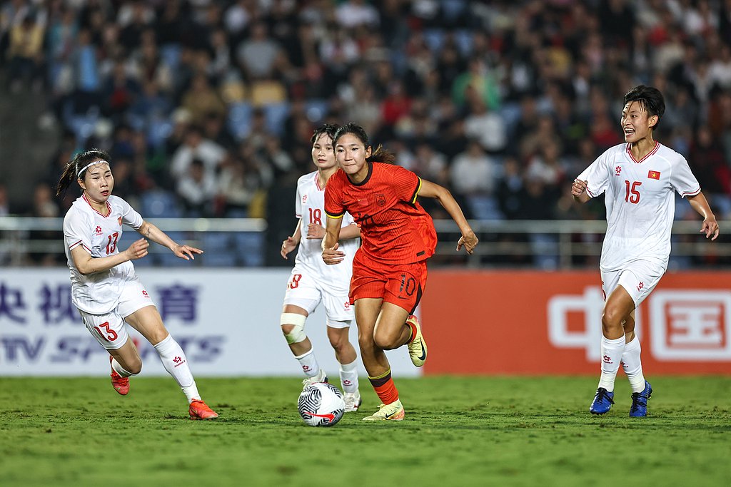 女足世界 杯足球 突破边疆相关图片1