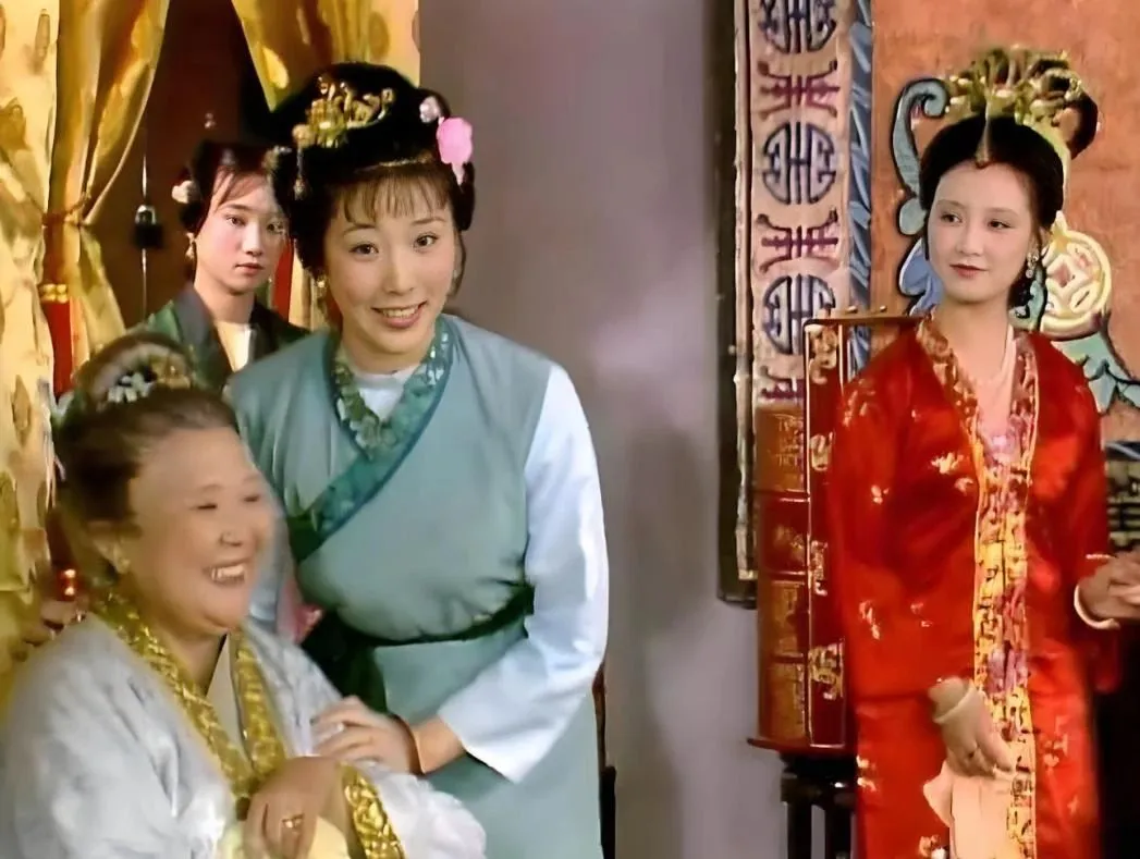 87版《红楼梦》剧照