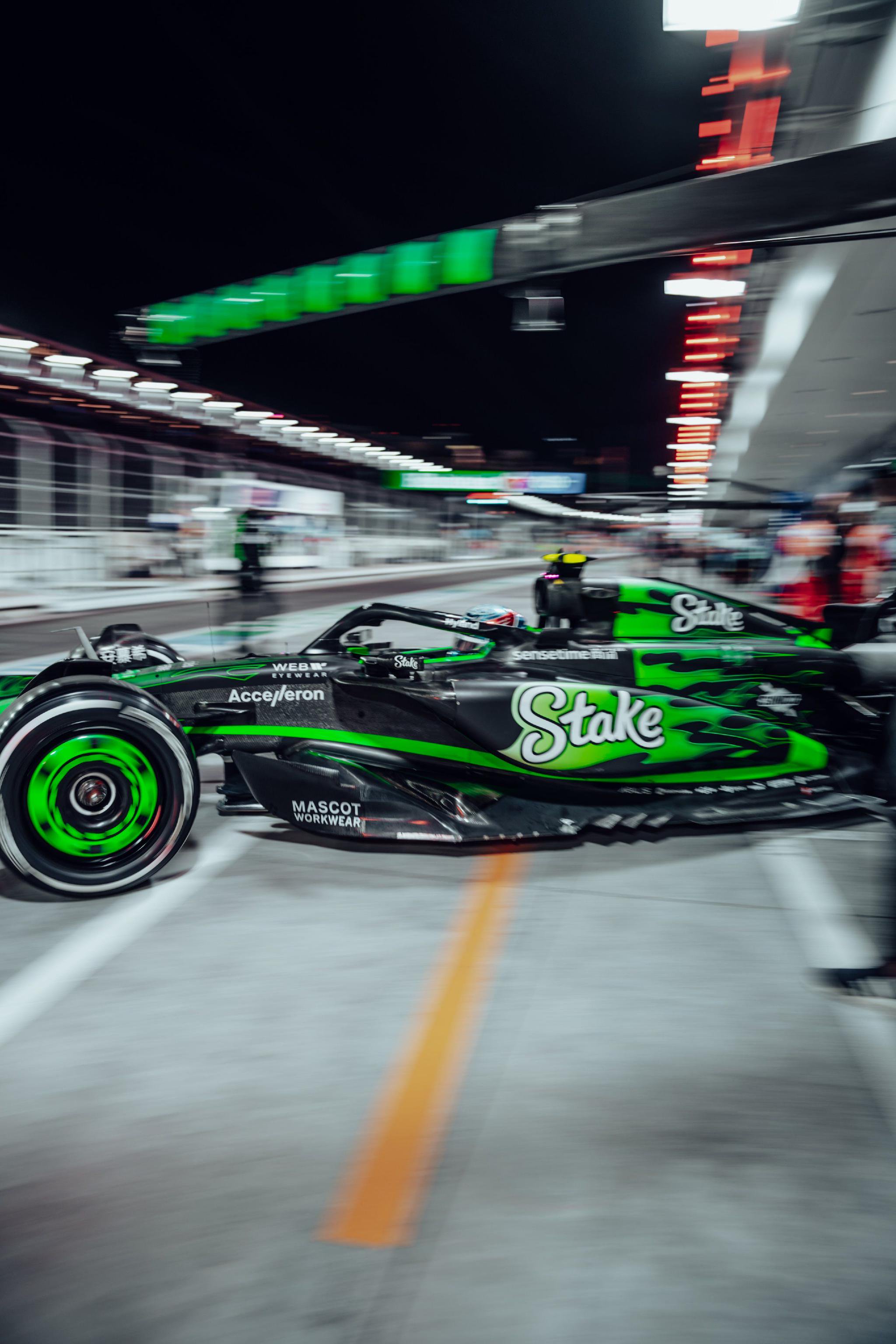 周冠宇晋级Q2!|F1|大奖赛|拉斯维加斯_新浪新闻