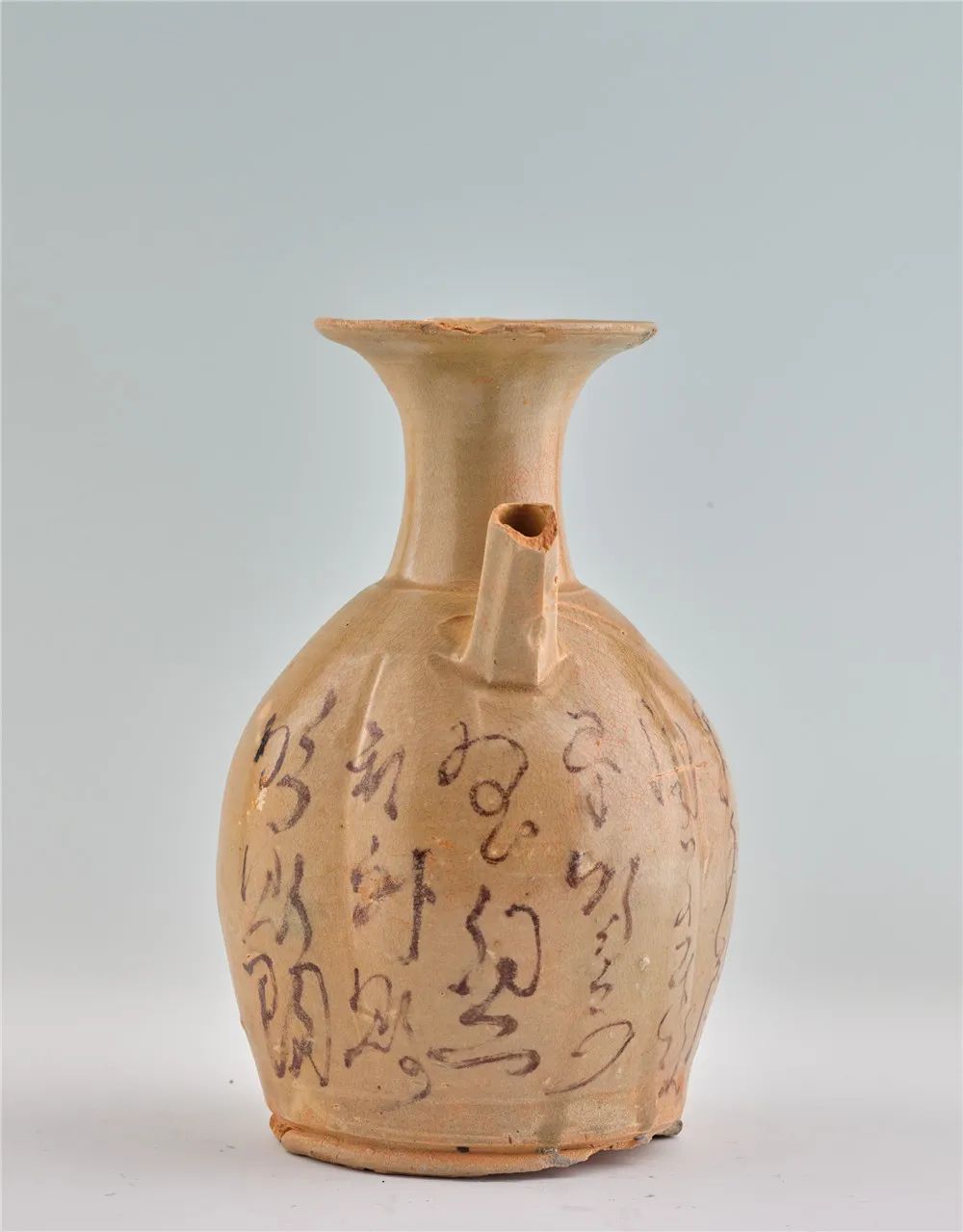 我有方寸心”特展：从长沙窑走进诗的唐朝