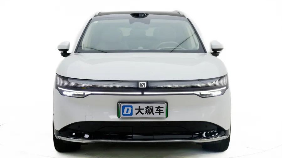 极氪7X：看哪儿都新鲜，很多设计头回见！