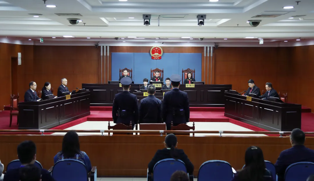 中国银行原董事长刘连舸被判了死缓 两大爱好曝光|死缓_新浪财经_新浪网