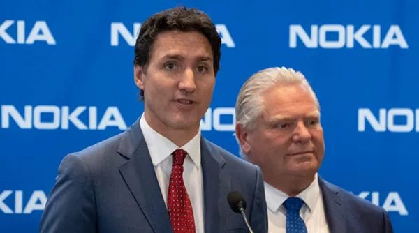 加拿大总理特鲁多(左)与加拿大安大略省省长,进步保守党人道格·福特