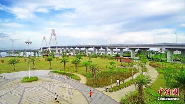 文昌市清澜大桥桥头公园.文昌市融媒体中心供图