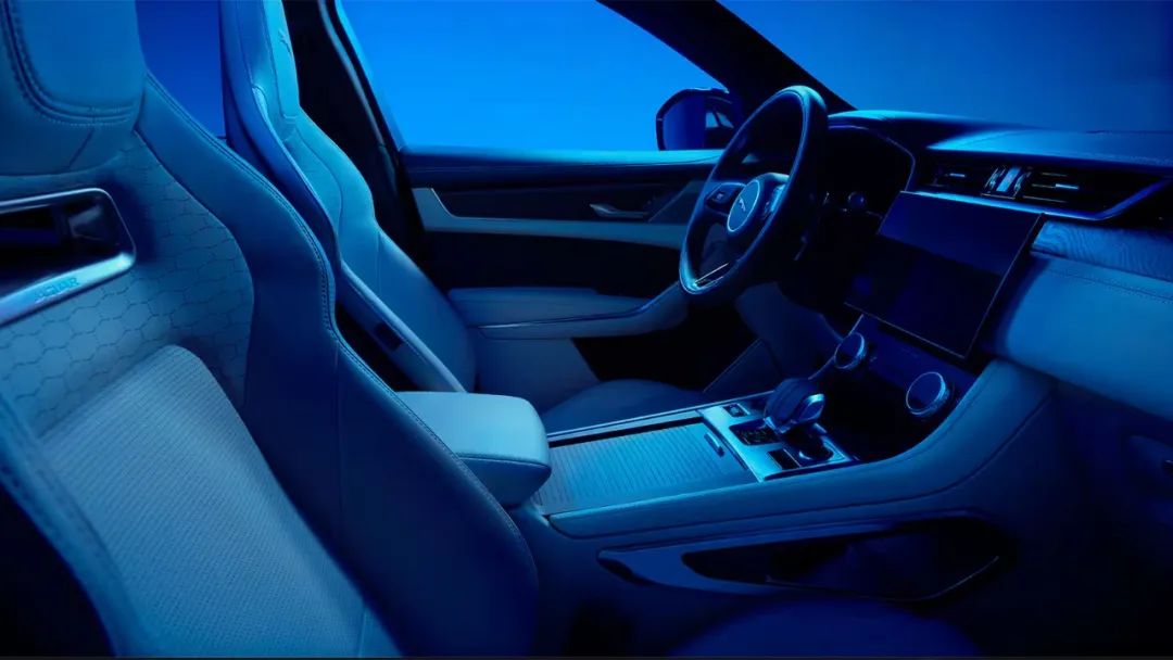 轴距近2米9，豪华大5座，暴降21.38万，跳楼价!