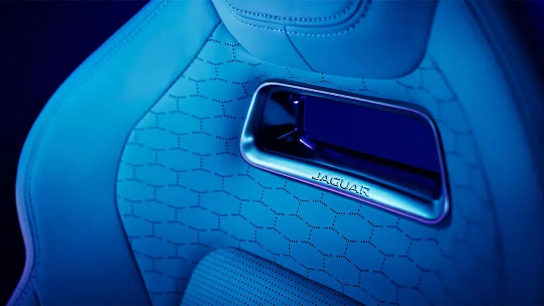 轴距近2米9，豪华大5座，暴降21.38万，跳楼价!