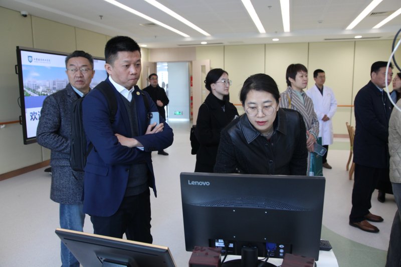 智慧康养实训中心参观现场