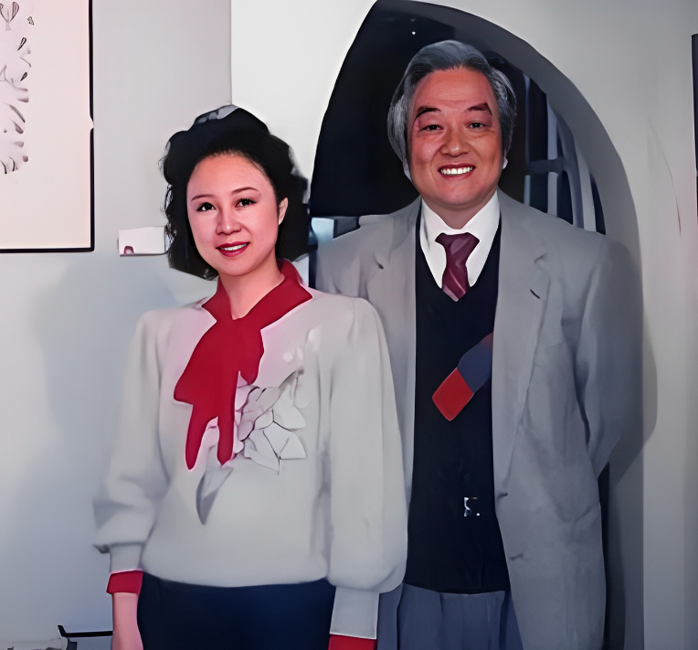 琼瑶与平鑫涛&nbsp; 图片来源:网络公开渠道