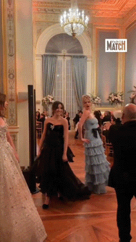 杭州美美科技怎么样爆米花 ｜ 金高银的寸头肯定很凉快吧？“小辣椒”的千金是个mean girl？肯豆的UGG ootd也太实用了！_https://www.jmylbn.com_新闻资讯_第20张