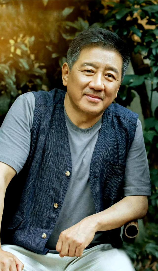 丁勇岱:与妻子一见钟情,没有婚礼,儿子是导演|表演_新浪财经_新浪网