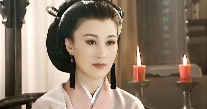 原来他们是夫妻，因戏生情恩爱41年，如今65岁优雅变老仍很美|刘冬|愈发|表演|宁中则|宋霭龄_新浪新闻