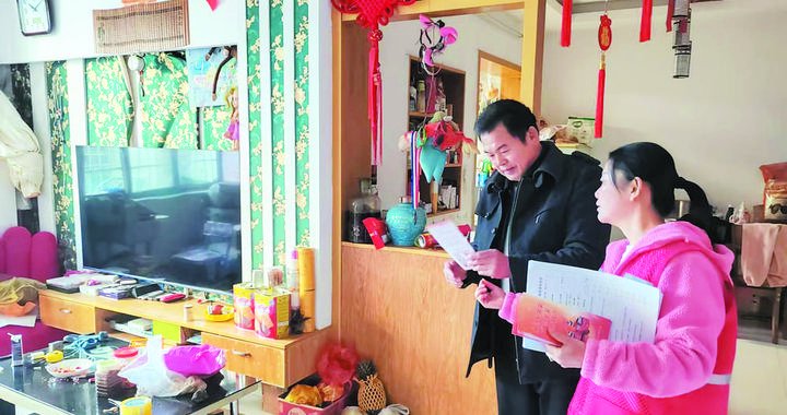 敲开“家门” 温暖“心门”——岳阳楼区扎实开展“敲门行动”工作侧记|火灾_新浪新闻