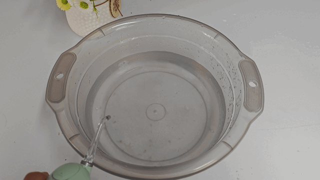 为什么水流会造氧全球首款AirPump超便携冲牙器 欧可林A10氧气啵啵冲牙器深度评测_https://www.jmylbn.com_新闻资讯_第15张