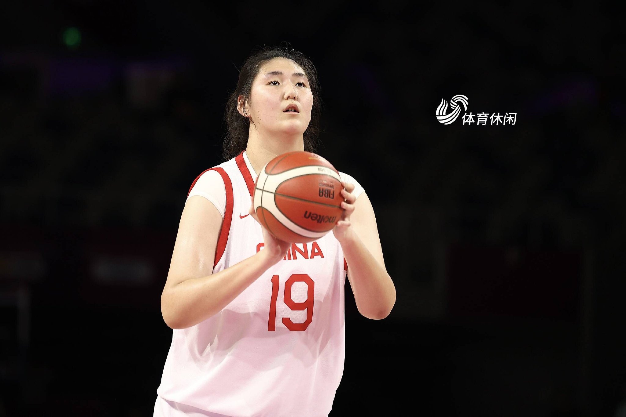 对话张子宇｜走近17岁“生猛”少女，三大球运动会女篮MVP|篮球|女篮|MVP_新浪新闻