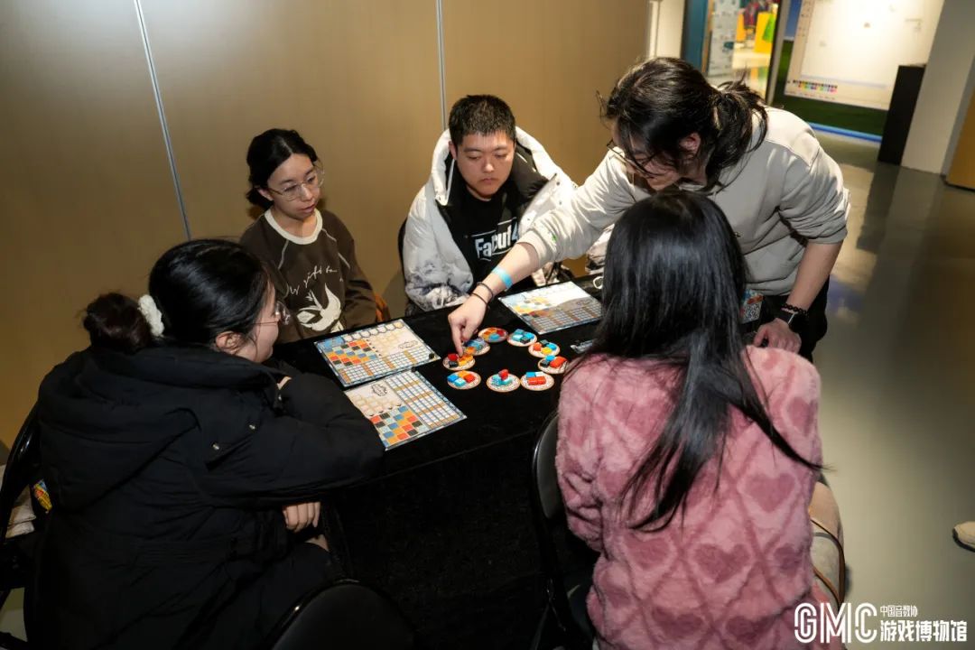 左右滑动查看更多图片