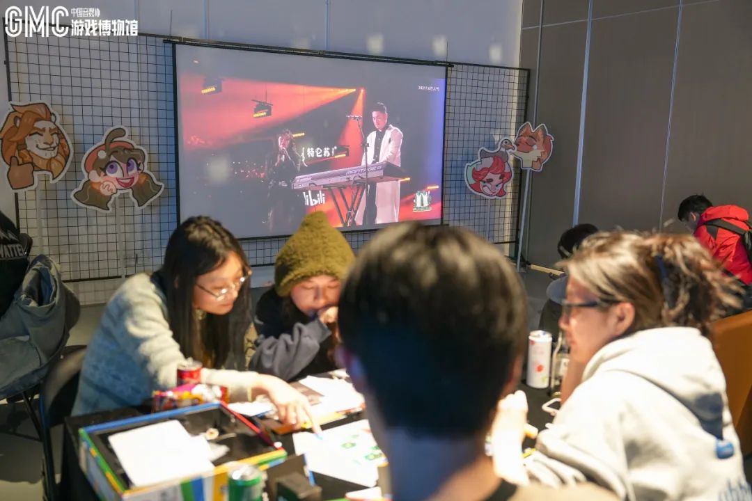 左右滑动查看更多图片