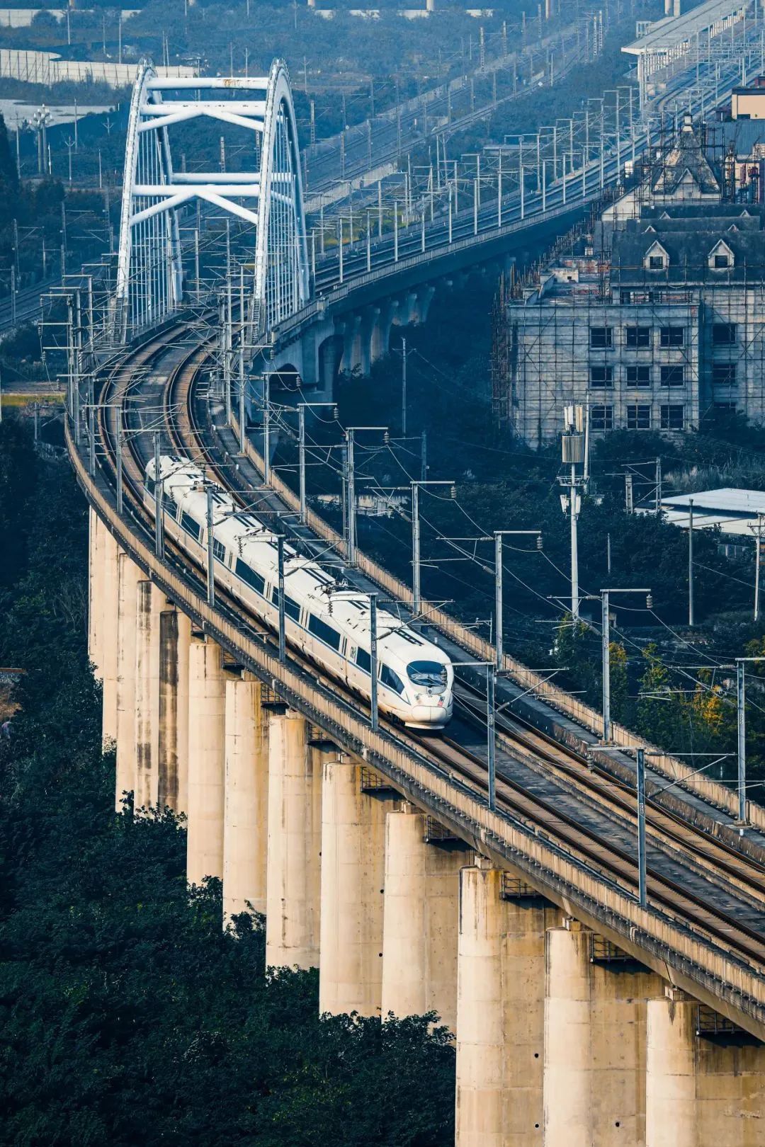 高铁列车开进航站楼?丝滑换乘指南来了!