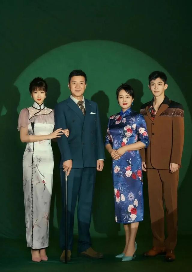 奚望:在继父刘之冰的支持下任性离婚,2年过去了,她过得如何?_新浪财经_新浪网