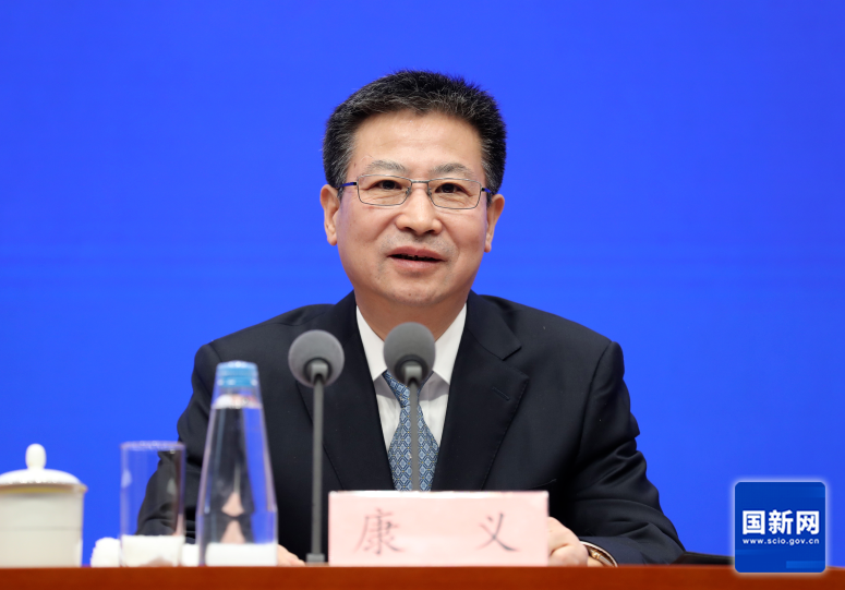 国家统计局局长康义（徐想 摄）