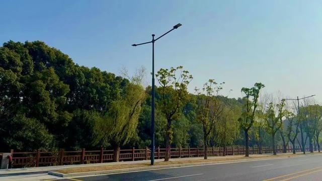 珠江路是新吴区重要的一条