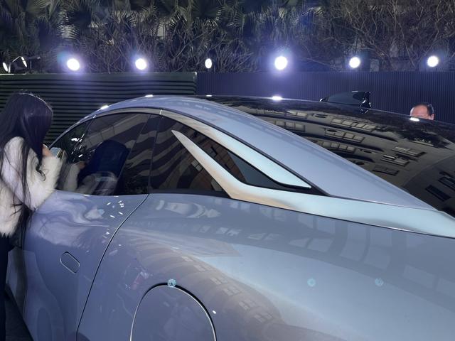 比亚迪汉L EV 观察者网摄