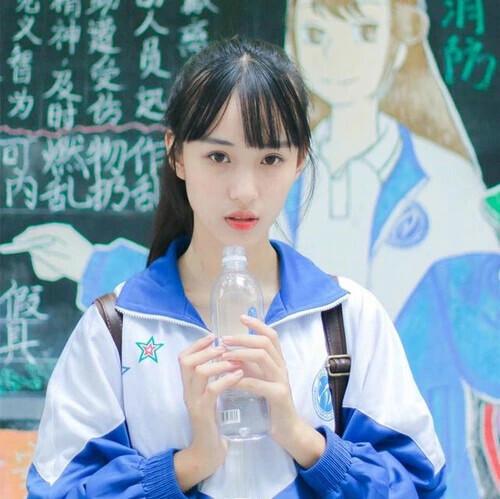 新版小龙女惊艳荧屏,竟是南宁这所中学的校花!|王梓莼_新浪财经_新浪网