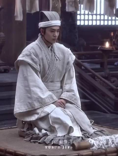 姬发在封神中的孝服造型简直美到让人心醉!|姬发_新浪新闻
