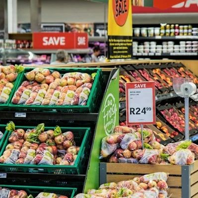 即时零售的三大天坑：前置仓、低价、24小时