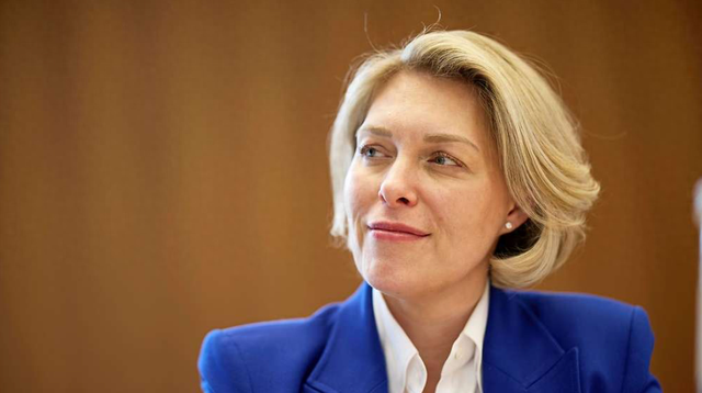 德国工商会首席执行官海伦娜·梅尔尼科夫