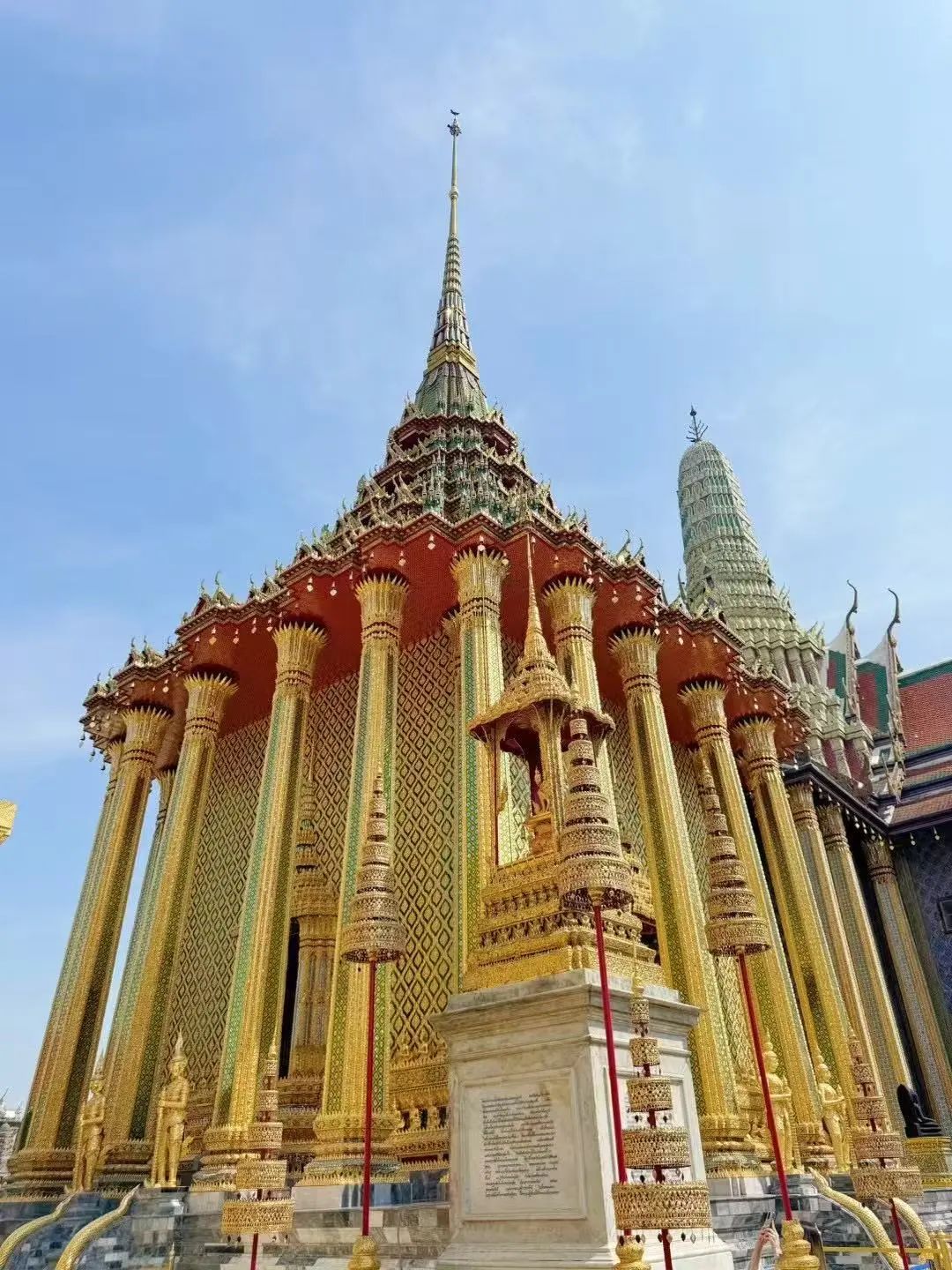 图：曼谷大皇宫金塔
