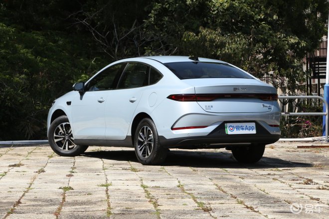 销冠+高阶智驾=全民智驾！第二代秦PLUS 智驾版怎么选？