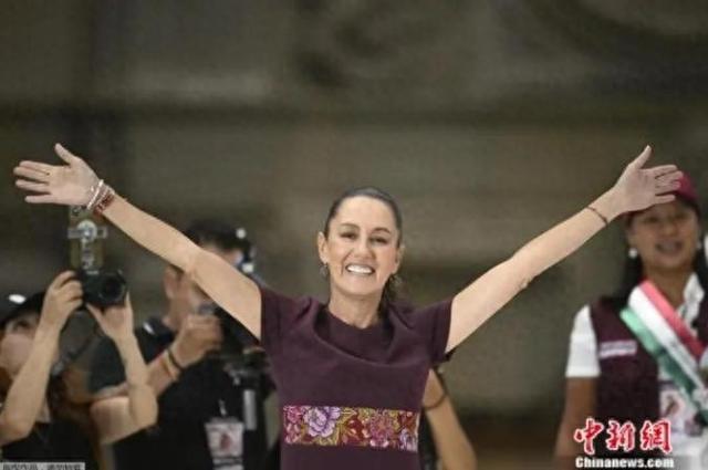 资料图：墨西哥总统辛鲍姆。