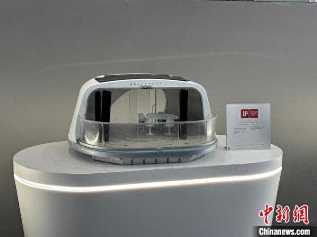 图为欧卡智舶展厅内产品模型展示。杨英琦 摄