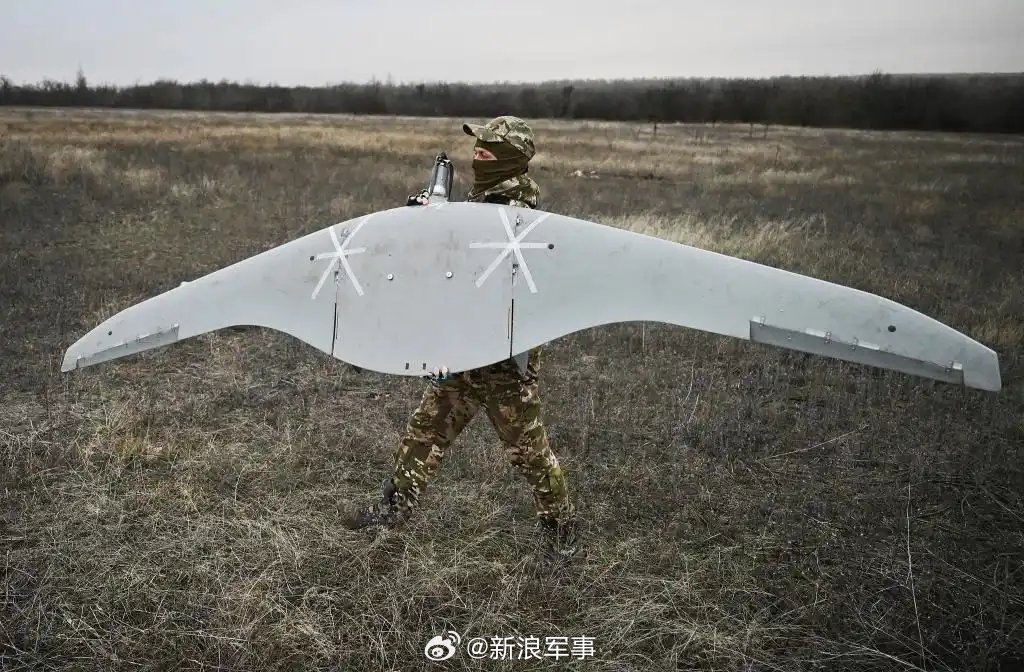 前线|俄乌冲突三周年——无人机使用重塑战争面貌|无人机|战争|俄乌_新浪新闻