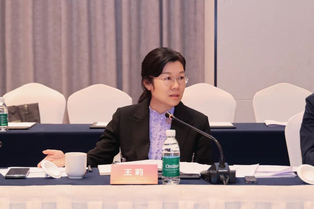 茅台酒东线市场调研:动销旺盛背后应对消费代际革命的战略图谱