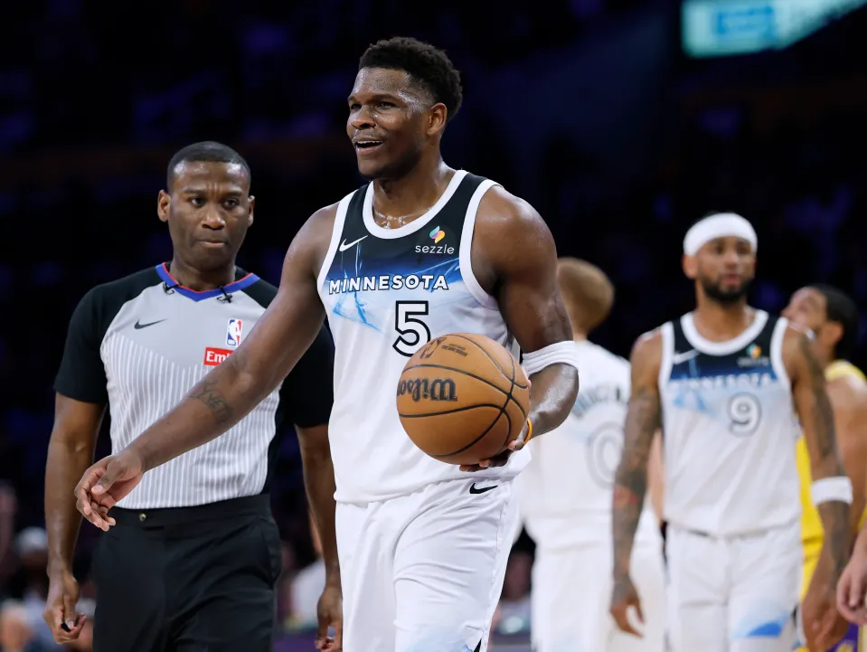 爱德华兹40分难救主 森林狼惜败太阳