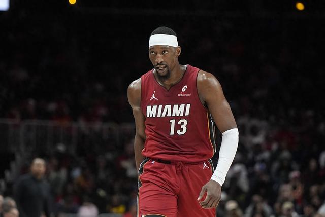 鲍威尔24分+阿德巴约17篮板统治内线 热火客场106-95力克篮网