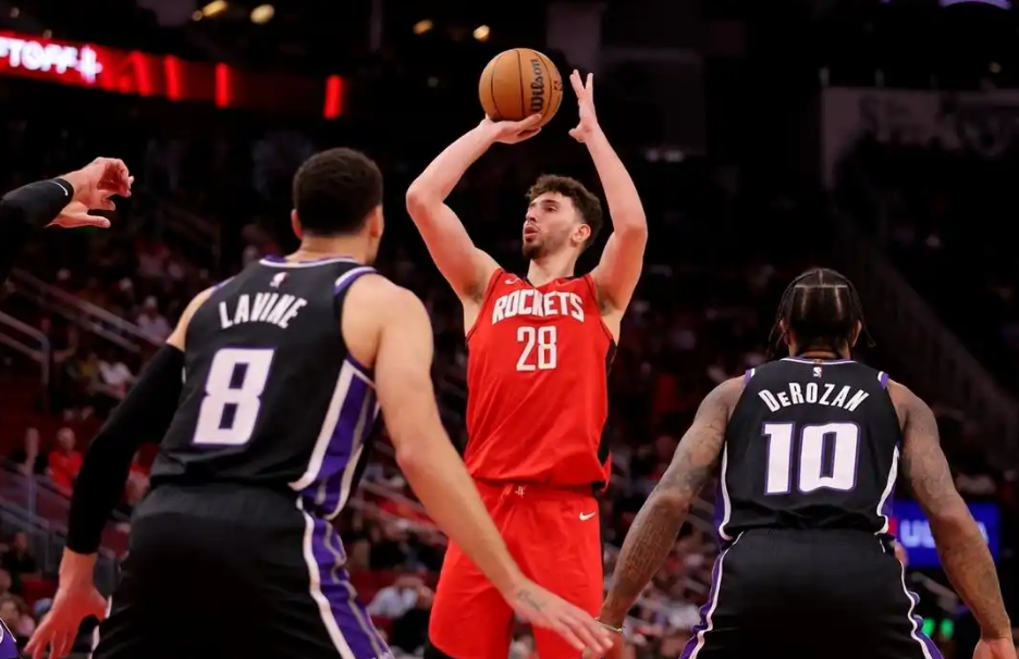 西部新贵VS老牌劲旅！申京伦纳德内线绞杀战 火箭能否延续对快船统治？