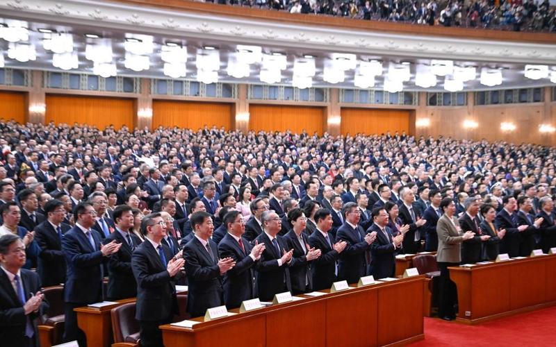 ▲3月8日，十四届全国人大三次会议在北京人民大会堂举行第二次全体会议。图/新华社